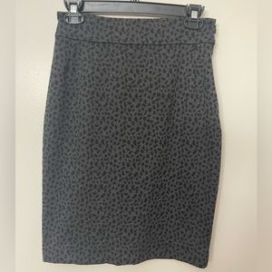 Tahari Black and Gray Pencil Skirt